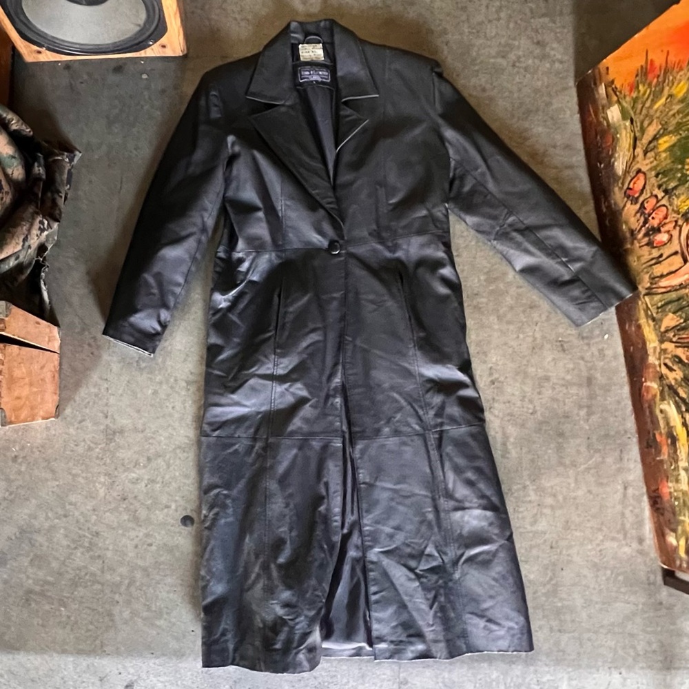 RARE VINTAGE Town & Country Classic black leather trenchcoat men’s XL